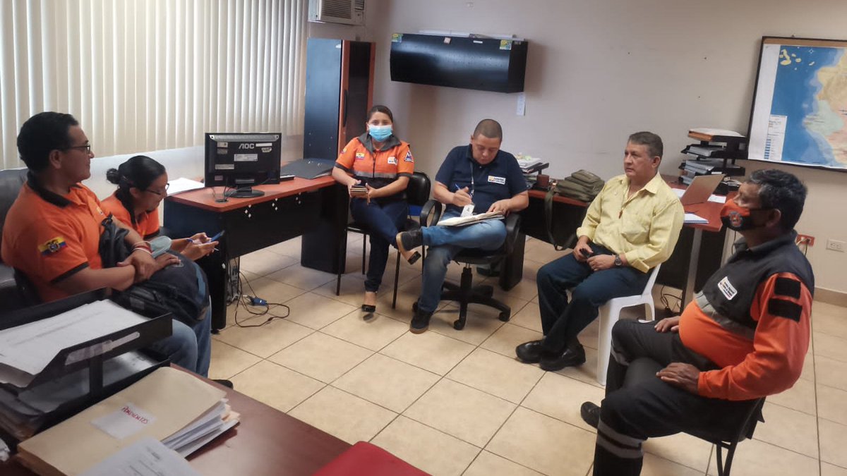 Secretaría de Gestión de Riesgos prepara simulacro de tsunami con voluntarios en Guayas