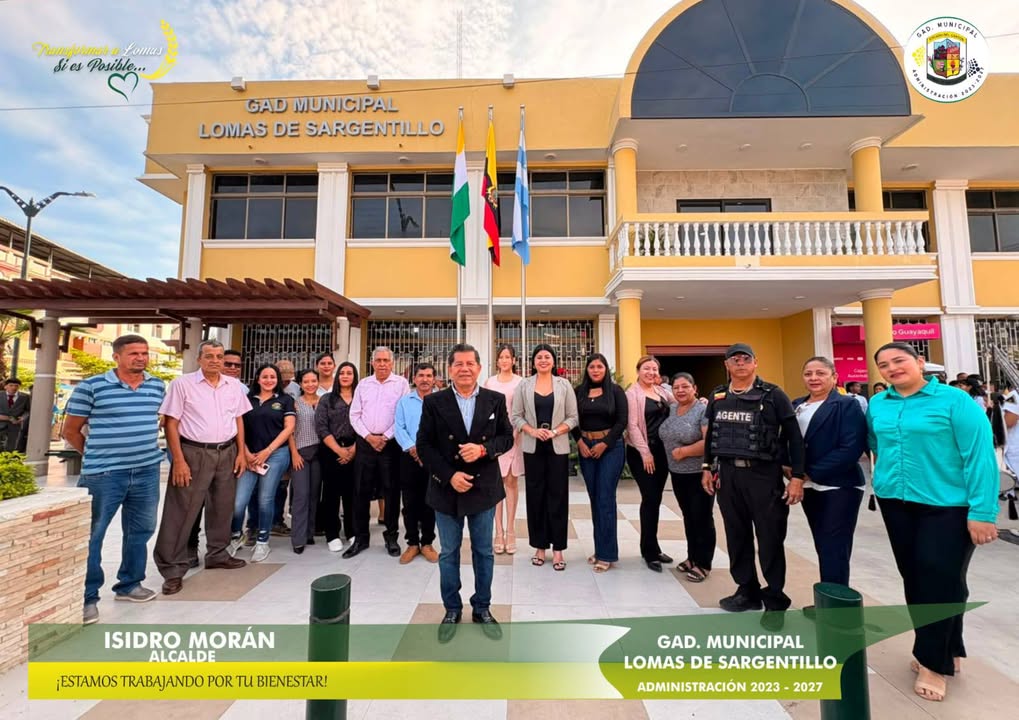 Lomas de Sargentillo rinde homenaje a los símbolos patrios con la izada de pabellones