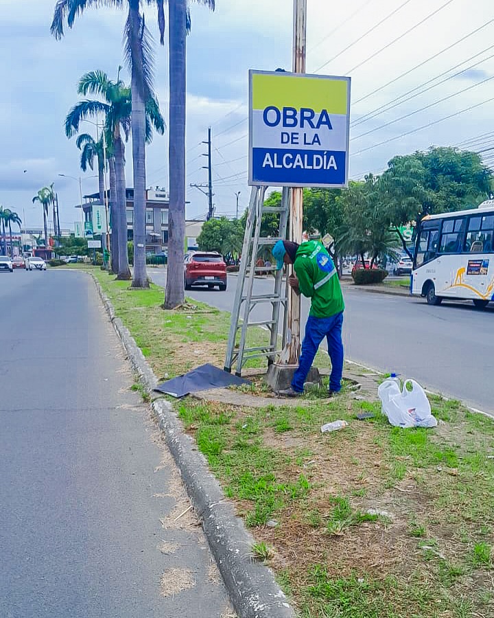 Daule inicia obras de alumbrado en Villa Club para mejorar seguridad vial