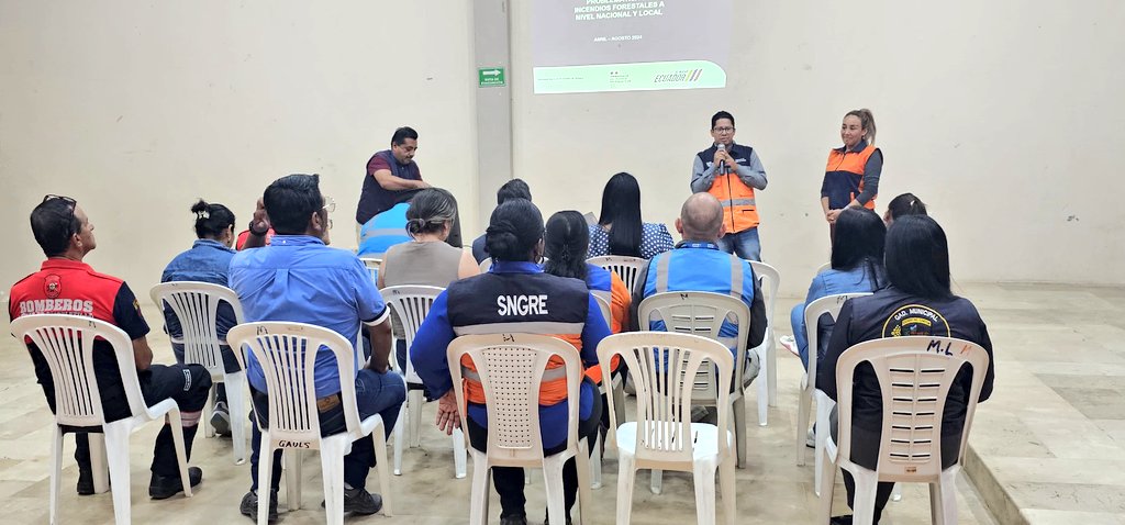 Secretaría de Gestión de Riesgos socializa proyecto contra incendios en Guayas
