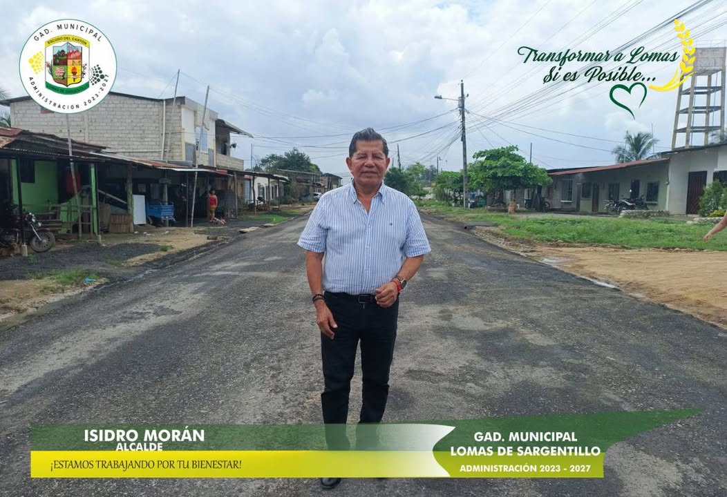 Equipo caminero municipal repara calle Primero de Mayo en San Lorenzo