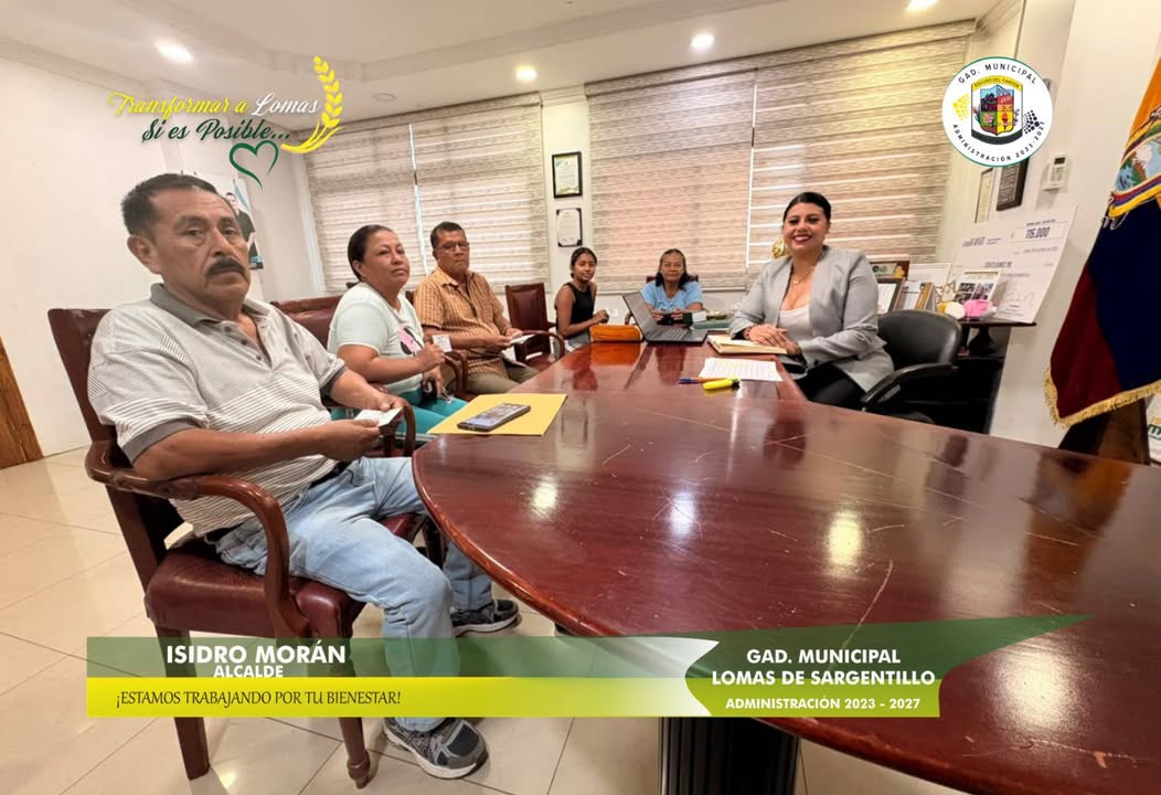 Vicealcaldesa Judy Morán atiende a ciudadanos en puertas abiertas en Lomas de Sargentillo